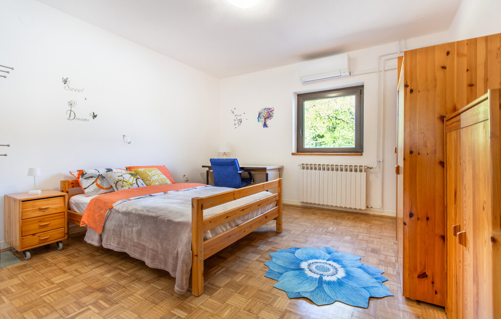 Apartment 1 Slovenia Karst